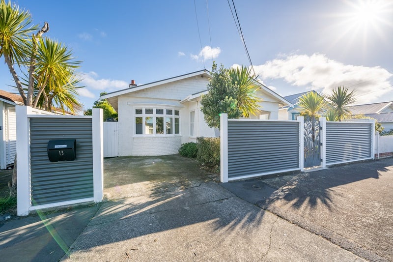 13 Jessie Street, Petone, Lower Hutt - Carousel 1