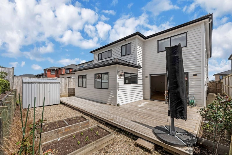 8 Hermes Road, Flat Bush, Auckland - Carousel 2