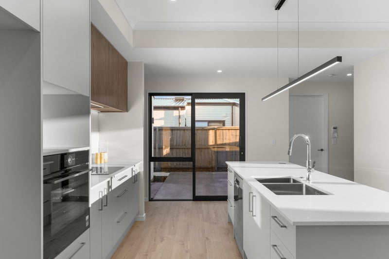 10 Mabel Crescent, Halswell, Christchurch - Carousel 2