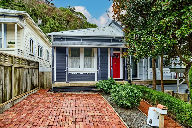 10 Reuben Avenue, Brooklyn, Wellington - Carousel 1
