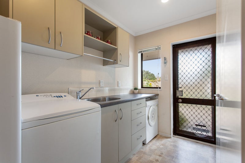 18 Westholm Way, Pahurehure, Papakura - Carousel 19