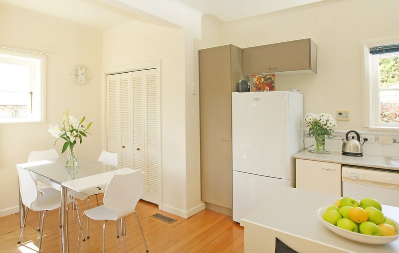 25 The Quadrant, Miramar, Wellington - Carousel 18