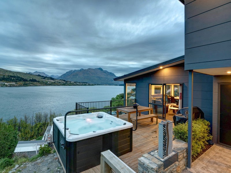 10 Middleton Road, Frankton, Queenstown - Carousel 1