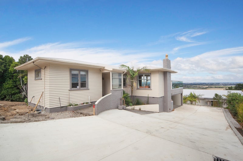 278 Hillsborough Road, Hillsborough, Auckland - Carousel 1