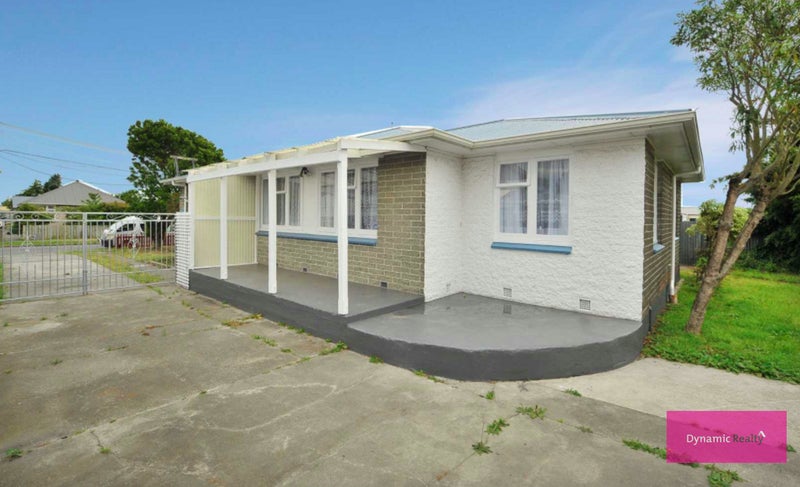 59 Lyndhurst Crescent, Aranui, Christchurch - Carousel 1