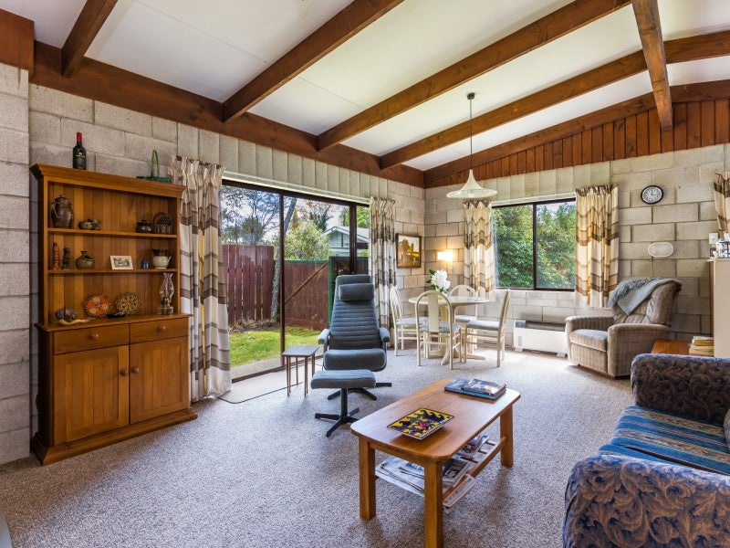 8 Koura Street, Tūrangi - Carousel 2