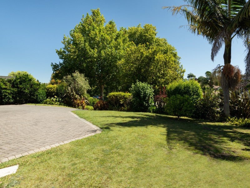 52 Castlewold Drive, Bethlehem, Tauranga - Carousel 2