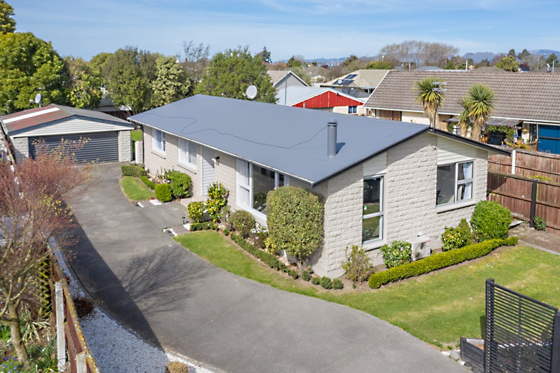 18 Cavendish Road, Casebrook, Christchurch - Carousel 1