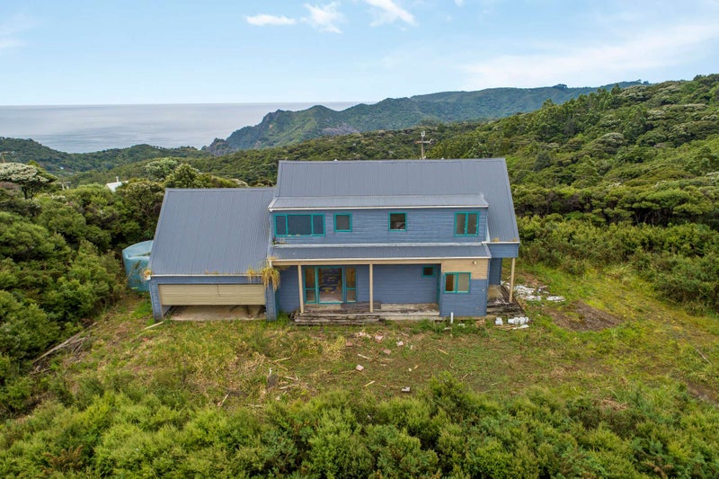 112 Lone Kauri Road, New Lynn - Carousel 1