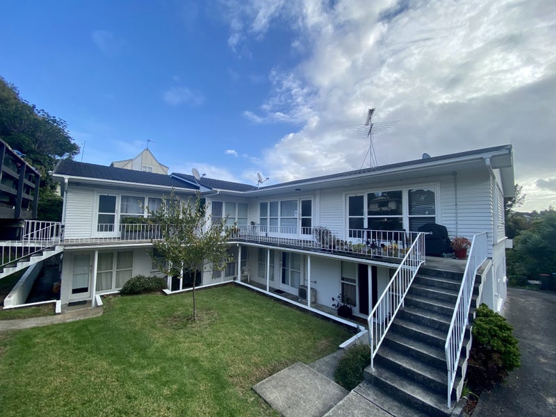 2/111 Patteson Avenue, Mission Bay, Auckland - Carousel 1