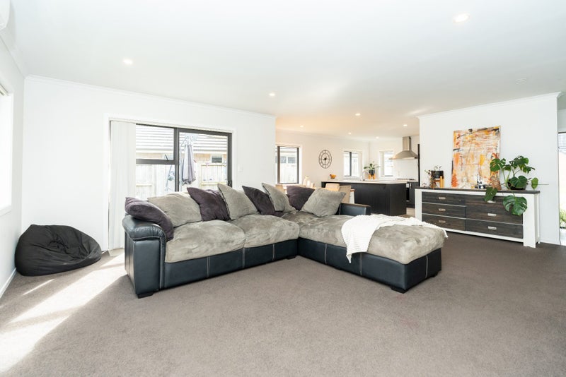 9 Buckley Way, Flagstaff, Hamilton - Carousel 2