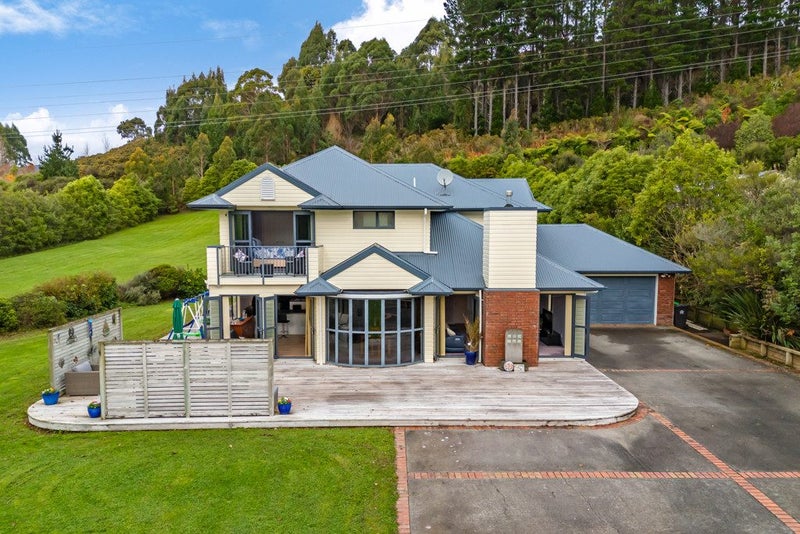 93 Emerald Hill Drive, Birchville, Upper Hutt - Carousel 1