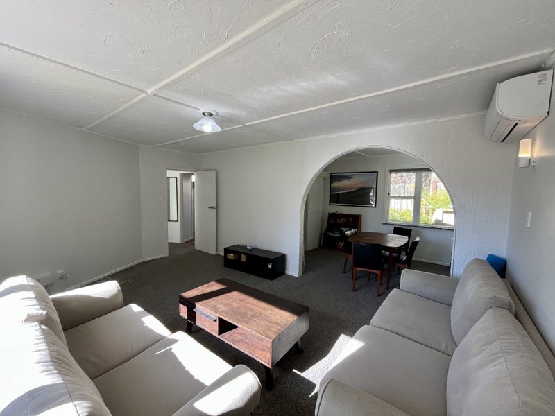 28 Batchelor Street, Newlands, Wellington - Carousel 2