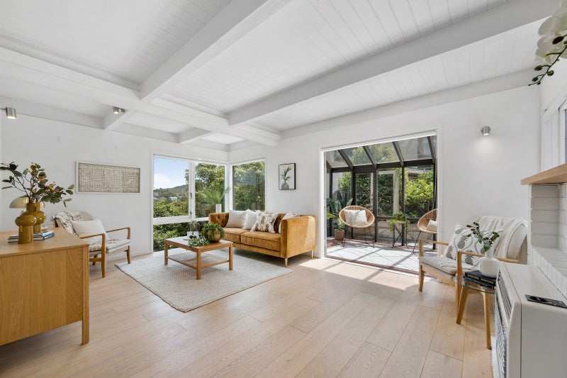 16 Indira Place, Khandallah, Wellington - Carousel 2