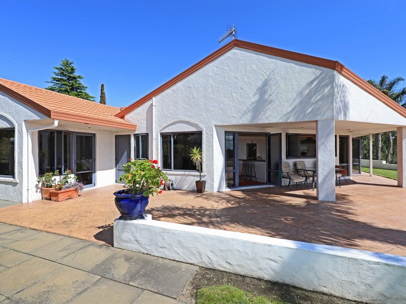 12 Poraiti Road, Poraiti, Napier - Carousel 2