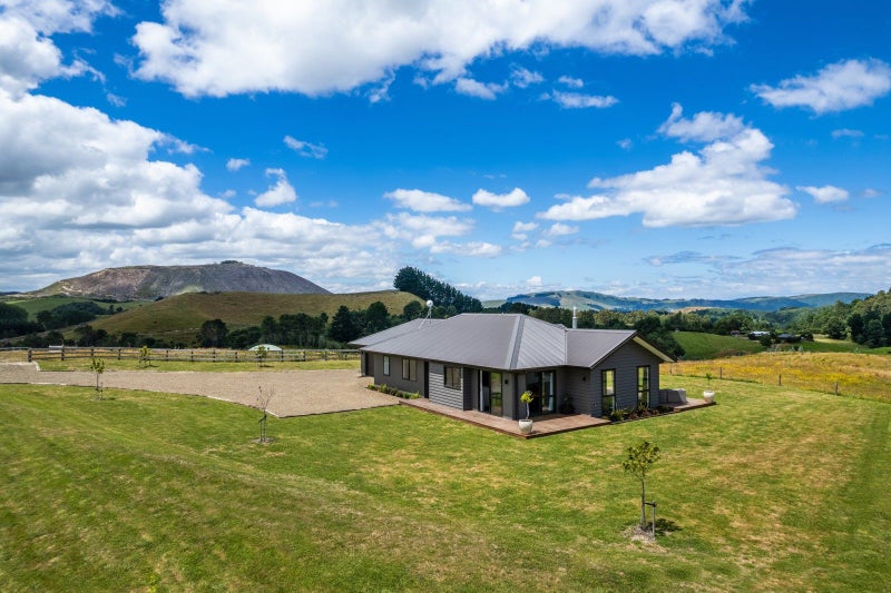 66 Otake Road, Taupo - Carousel 2