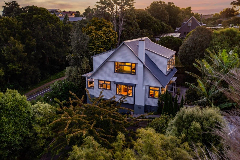 38 Lawry Street, Blagdon, New Plymouth - Carousel 29