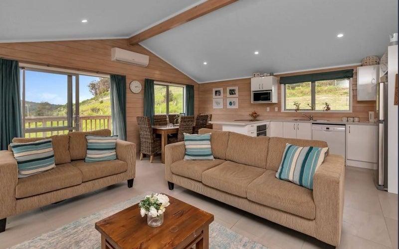 27 Bellevue Way, Whangarei - Carousel 2