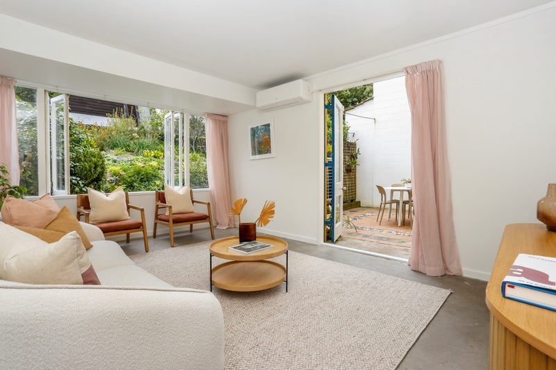 94 Hepburn Street, Freemans Bay, Auckland - Carousel 2