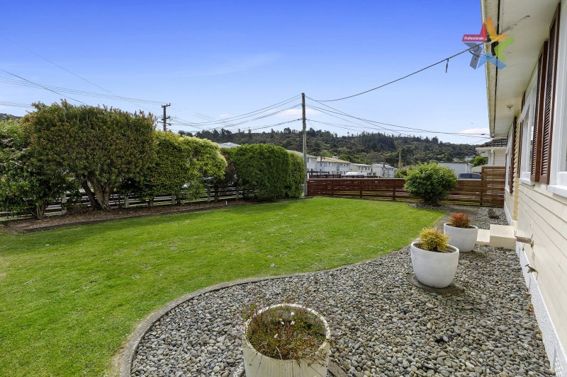 337 George Street, Stokes Valley, Lower Hutt - Carousel 2