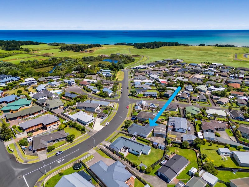 8 Ellesmere Avenue, Bell Block, New Plymouth - Carousel 1