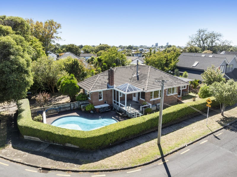 127 Wheturangi Road, Greenlane, Auckland - Carousel 1