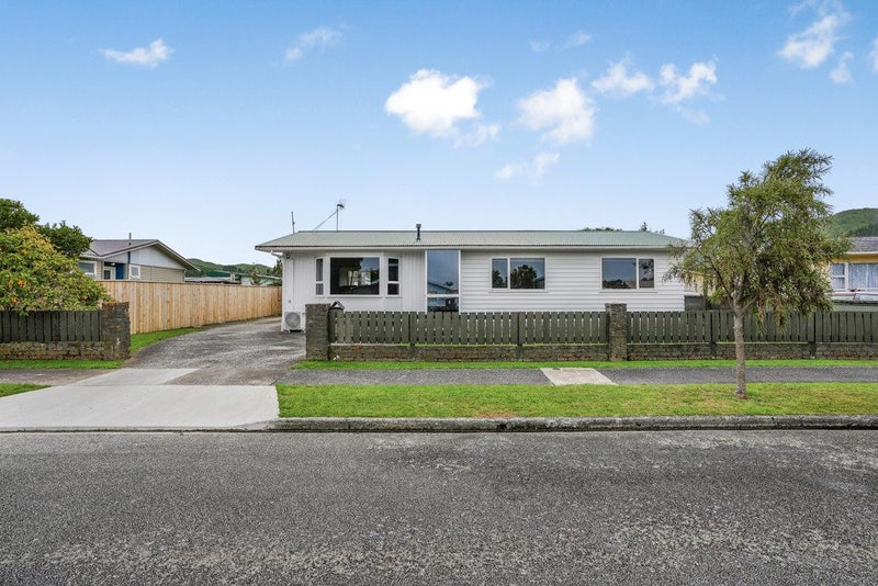 12 Twickenham Street, Wainuiomata, Lower Hutt - Carousel 1