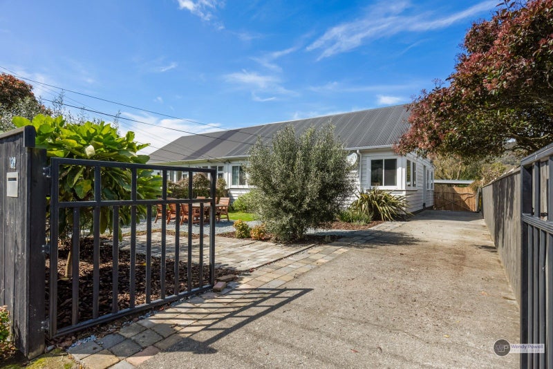 132 Reynolds Street, Taita, Lower Hutt - Carousel 21