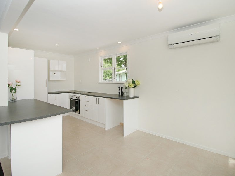 41 Ruamahanga Crescent, Terrace End, Palmerston North - Carousel 2