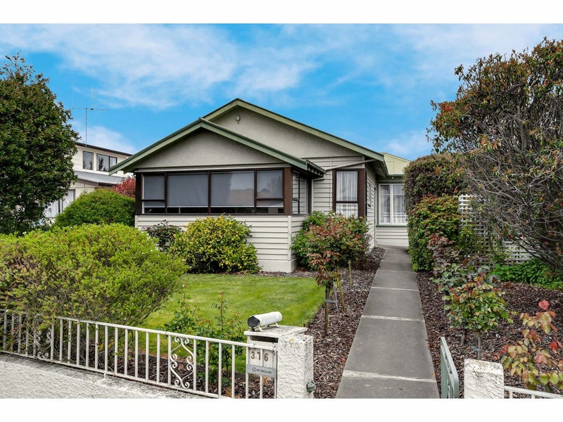 376 Church Street, West End, Timaru - Carousel 1