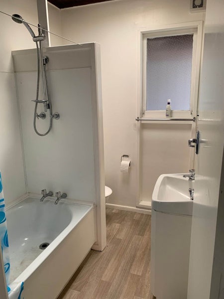 1A Lyndhurst Road, Te Atatu South, Auckland - Carousel 7