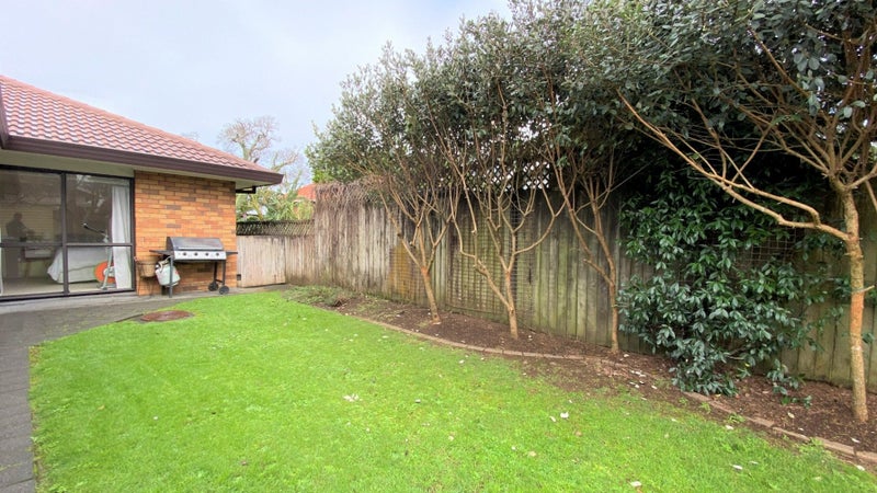 2/21 Boyd Avenue, Onehunga, Auckland - Carousel 2