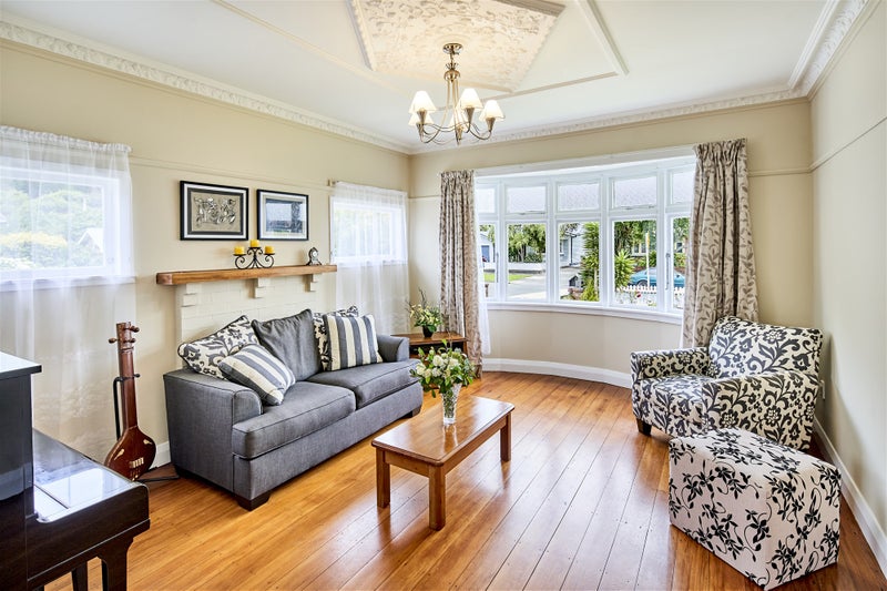 1/19 Norton Park Avenue, Fairfield, Lower Hutt - Carousel 2