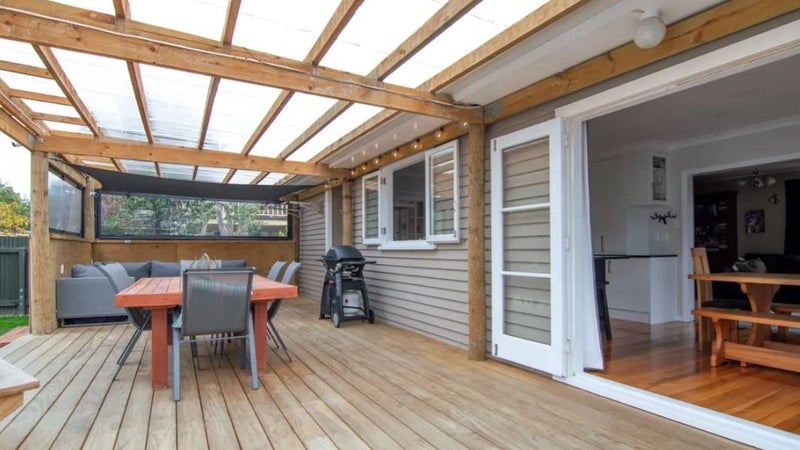 100 Slacks Road, Awapuni, Palmerston North - Carousel 1