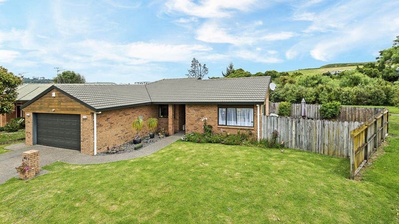 14 Morestead Avenue, Huntington Park, Auckland - Carousel 1