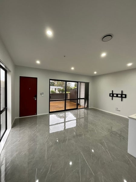 55A Hillside Road, Papatoetoe, Auckland - Carousel 2