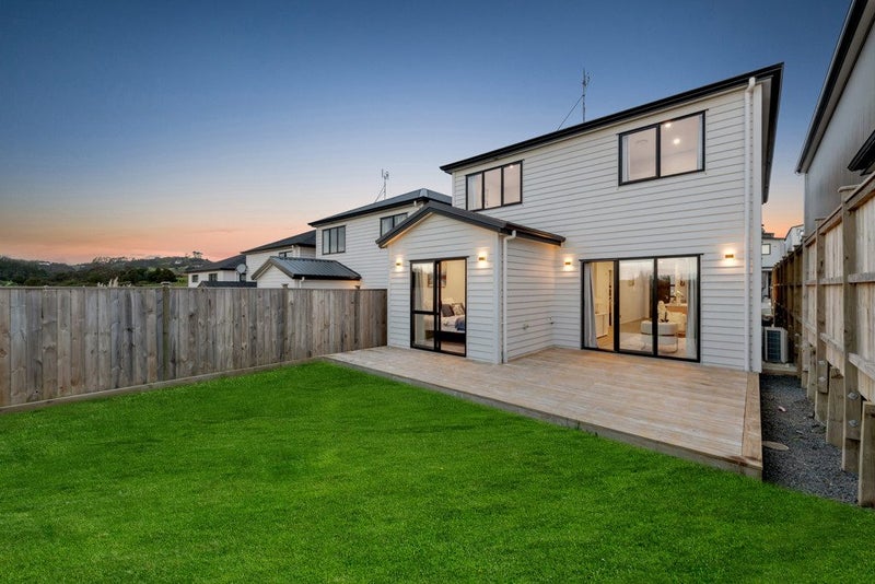8 Frontier Lane, Flat Bush, Auckland - Carousel 2