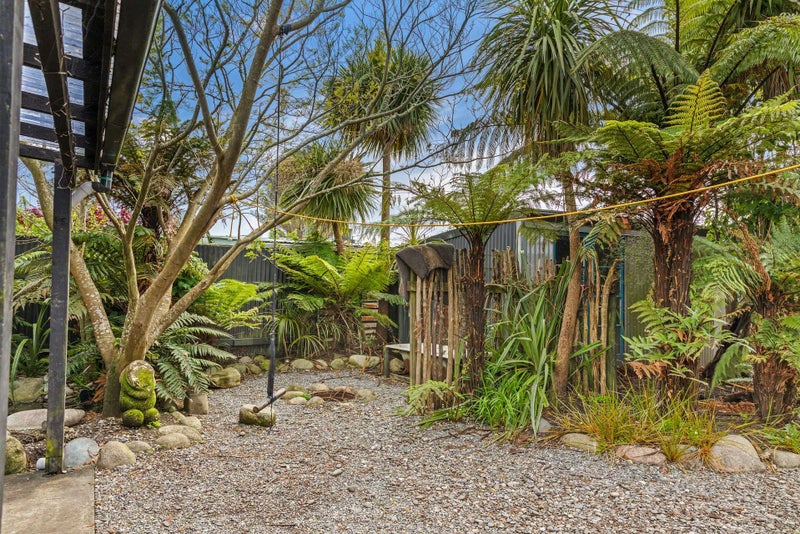 28 Adderley Street, Westport, Westport - Carousel 14