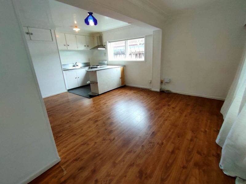 2/45A Pakuranga Road, Pakuranga, Auckland - Carousel 5