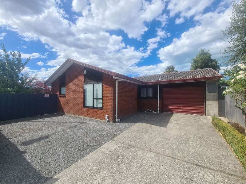 2/270 Cranford Street, St Albans, Christchurch - Carousel 1