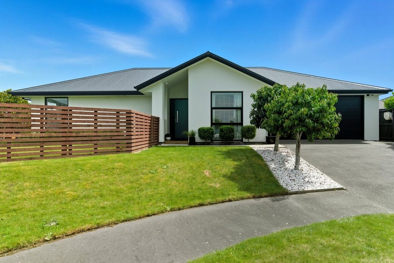 7 Derek Anderson Place, Halswell, Christchurch - Carousel 1
