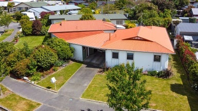 1/19 Osborn Grove, Allenton, Ashburton - Carousel 1