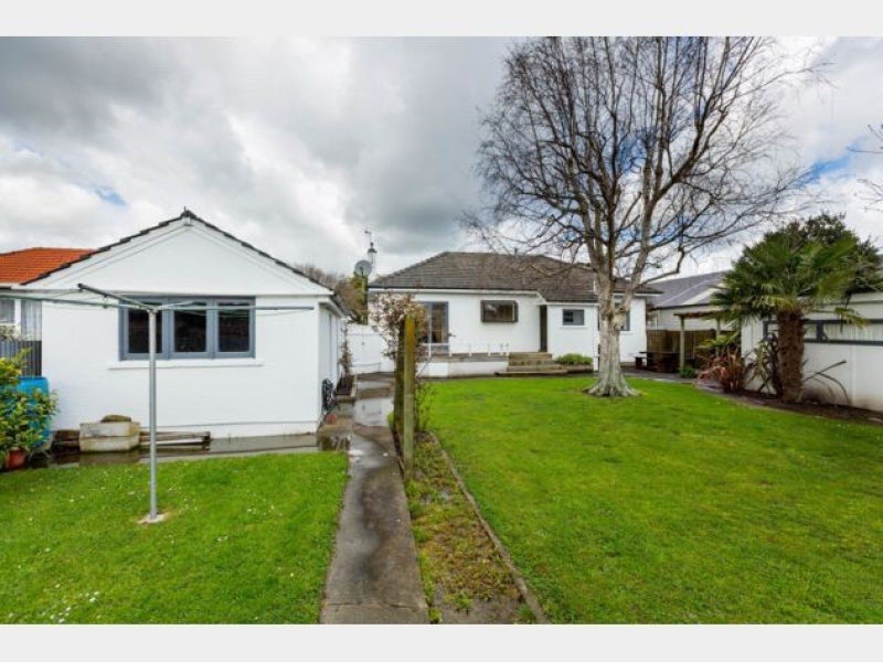 17 Puriri Terrace, Roslyn, Palmerston North - Carousel 14