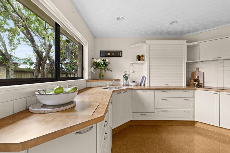 377 Westminster Avenue, Tamatea, Napier - Carousel 2