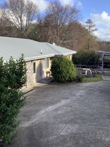 40A EDGEWORTH RD, Glenfield, Auckland - Carousel 2