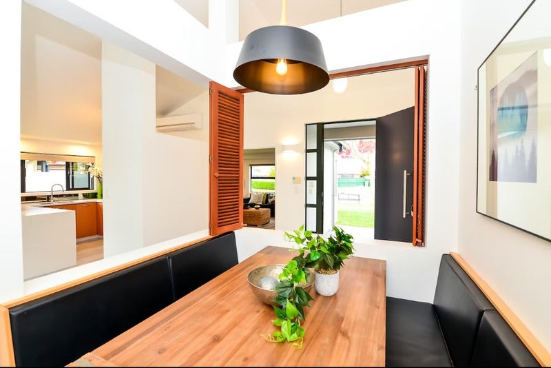 8 Gallery Grove, Flagstaff, Hamilton - Carousel 2