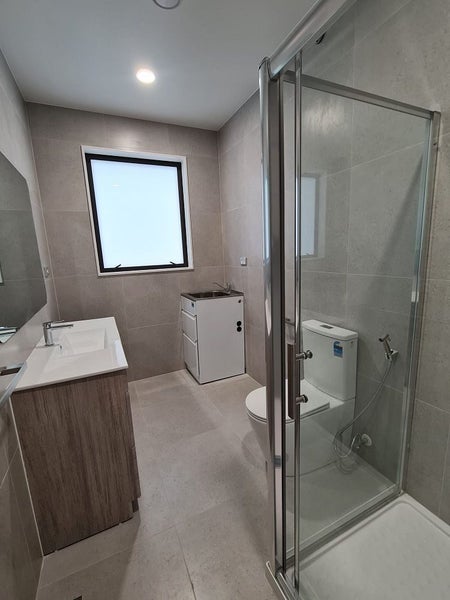 4/532 Glenfield Road, Glenfield, Auckland - Carousel 7