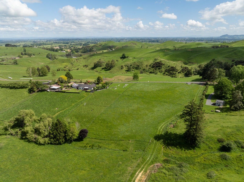 70 Tirohanga Road, Rotoorangi, Cambridge - Carousel 1