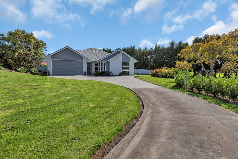 19 Corsair Drive, Whangarei - Carousel 1