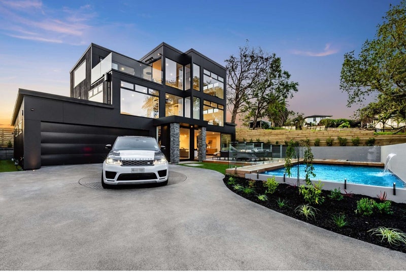 298B Riddell Road, Glendowie, Auckland - Carousel 1